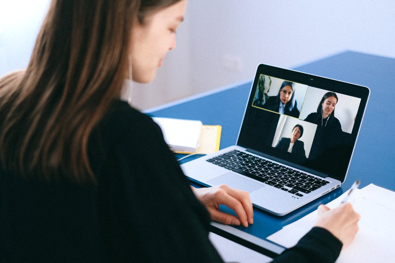 Microsoft прекратил поддержку Skype и переводит пользователей в более современный сервис