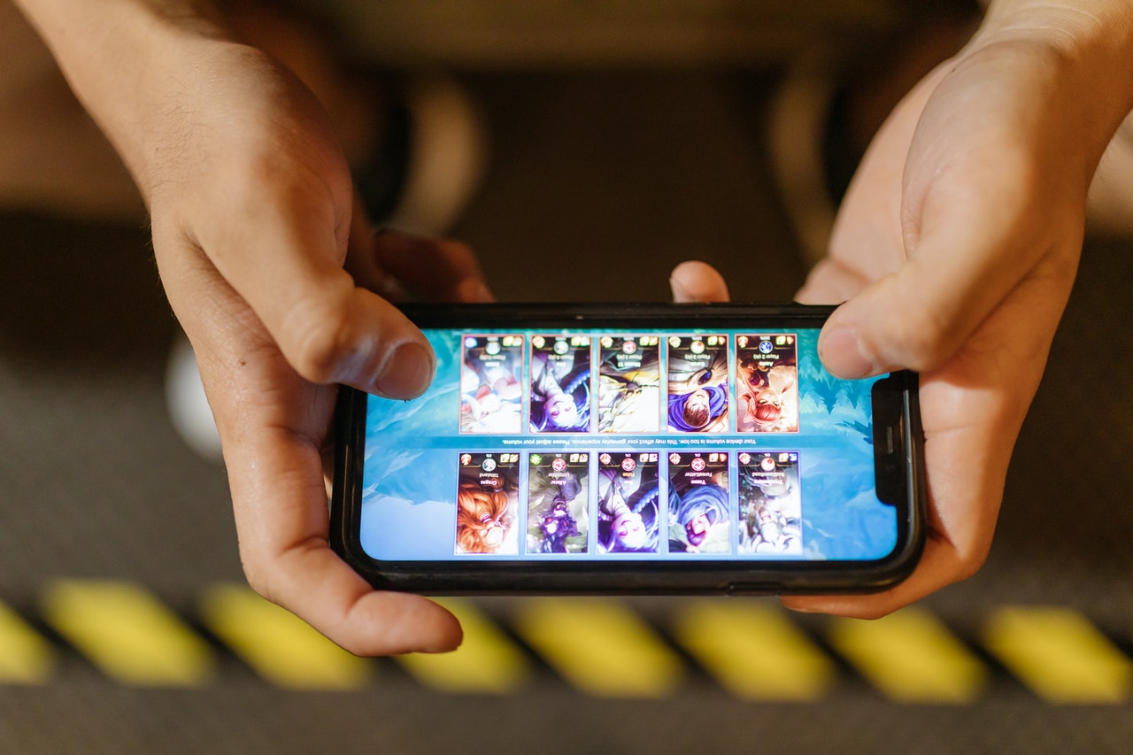 Crazy Mobile. Что такое гейминг и&nbsp;откуда там столько денег