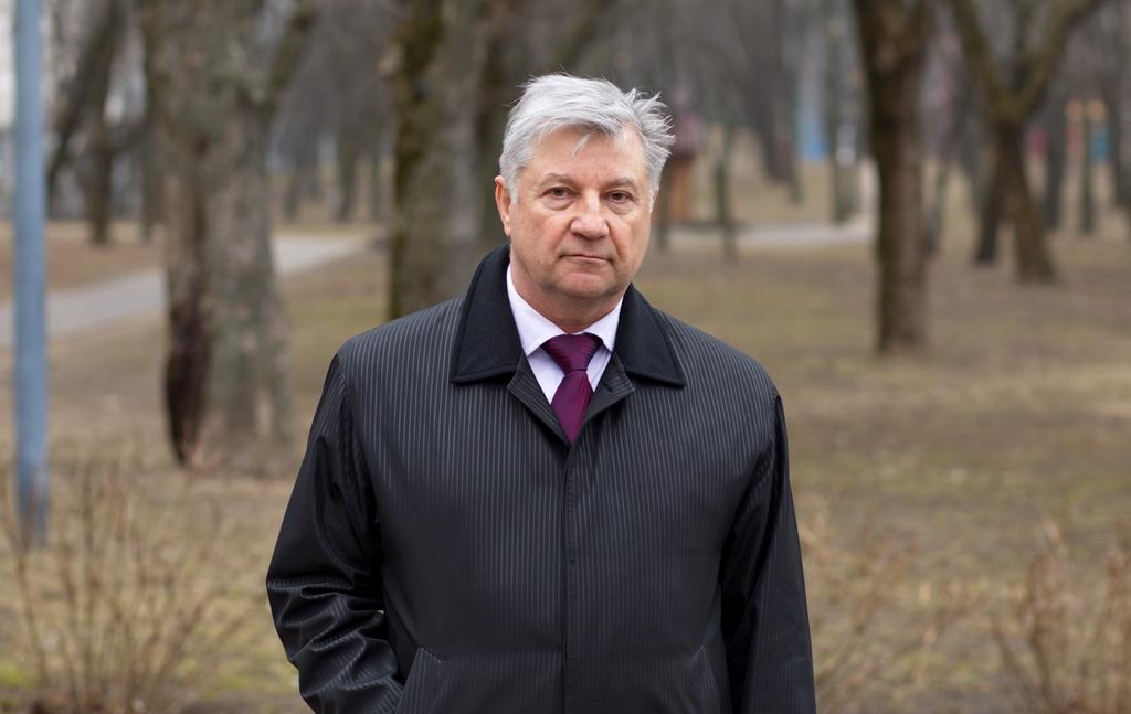 Главному обувщику страны – 65. Как бизнесмен Мартынов прославил Дубровно 