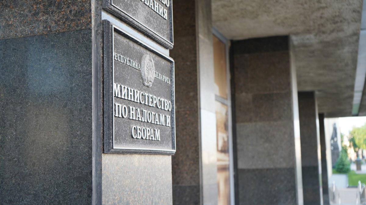Налоговая рекомендует ретейлу заранее обновить кассы