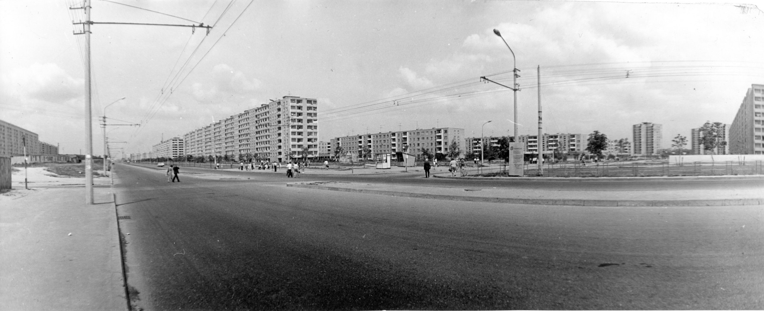 Газопровод на Запад, миллиард яиц и сети заправок. Что принес Беларуси 1976-й – год Дракона