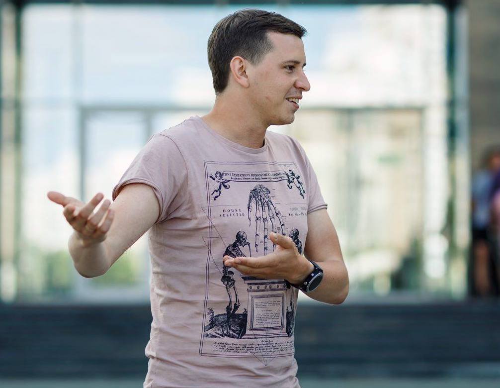 «Я&nbsp;— мимикр!». Один день с&nbsp;Дмитрием Гераниным