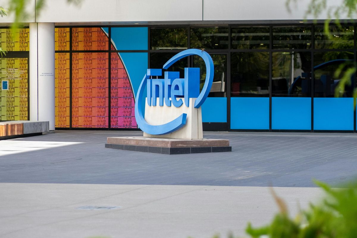 Intel хочет привлечь инвестиции от&nbsp;Apple