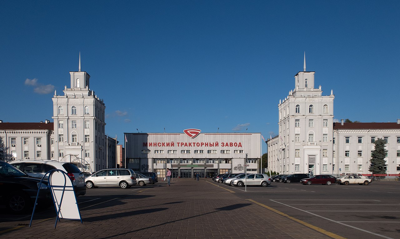 Приведи друга — получи 500 рублей. На МТЗ заработали реферальные программы