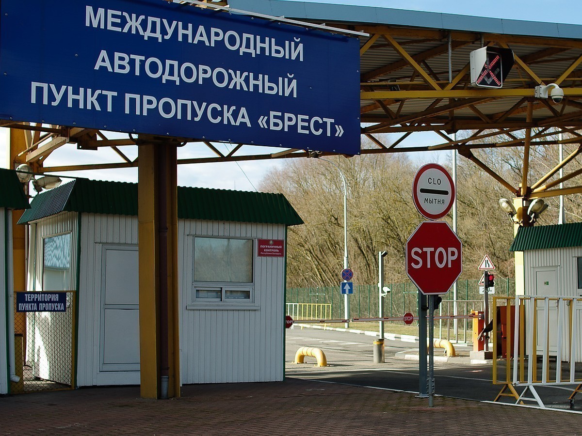 На погранпереходе “Брест” скопилось более 350 машин и 18 автобусов
