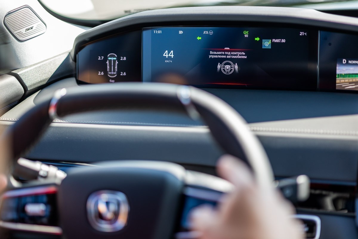 В январе продажи новых автомобилей в Беларуси просели на 40% год к году