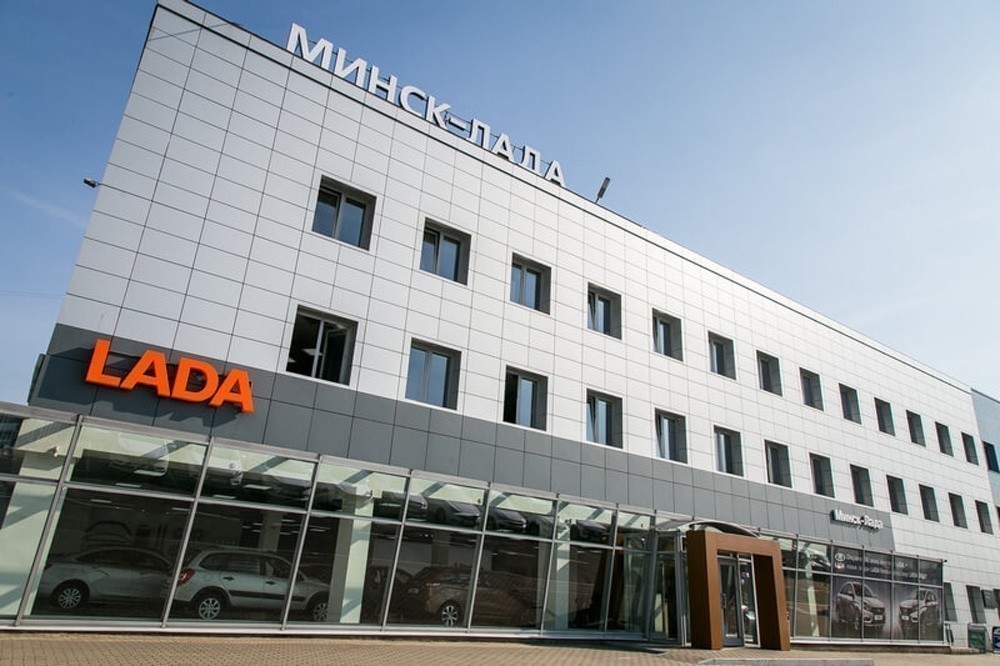 Приедет ли к нам Lada Granta без подушек безопасности и купят ли ее белорусы