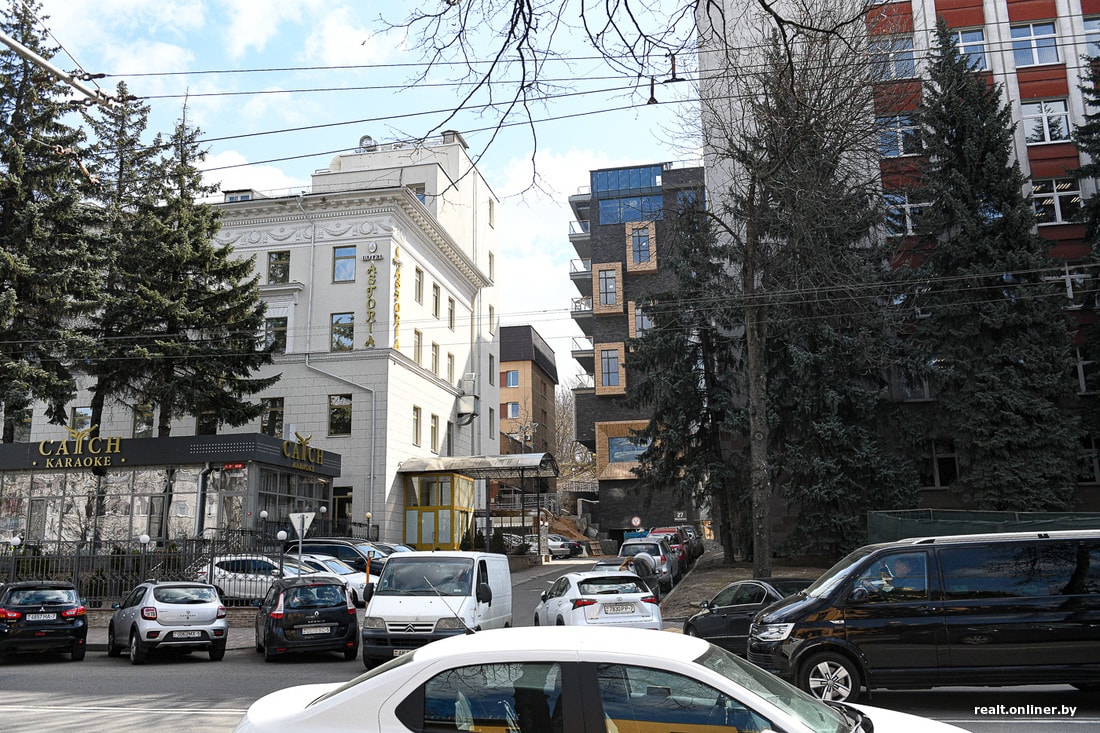 Офис строительной компании продают за&nbsp;долги. Он&nbsp;находится в&nbsp;необычном здании в&nbsp;центре Минска