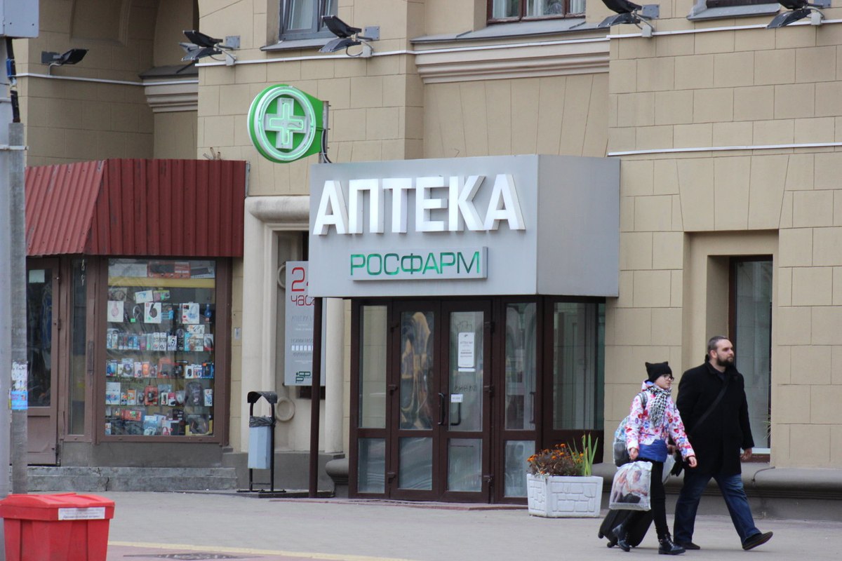 В&nbsp;Беларуси нельзя открывать аптеки близко друг к&nbsp;другу. МАРТ спросил, довольны&nbsp;ли белорусы