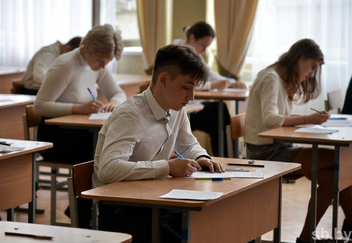 Сколько абитуриентов будут сдавать ЦТ в этом году