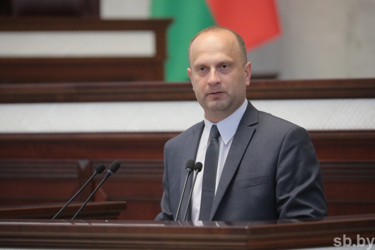 Министр экономики стал представителем государства в трех банках