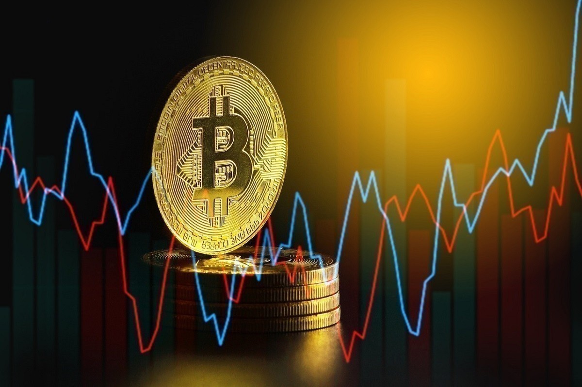 Новый рекорд: Курс биткоина впервые в истории достиг $73 тыс.