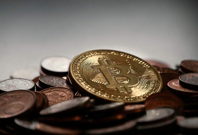 Криптобиржа Binance анонсировала приостановку долларовых переводов