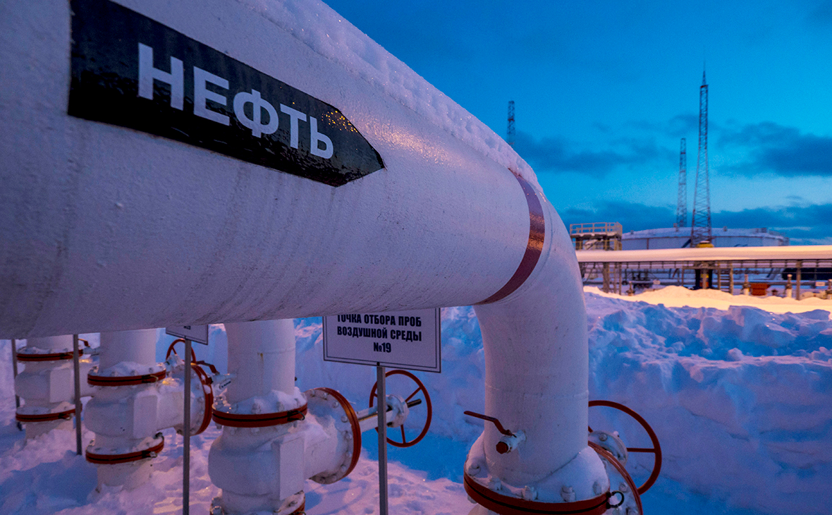 Минфин США разрешил операции с&nbsp;российской нефтью до&nbsp;19&nbsp;января