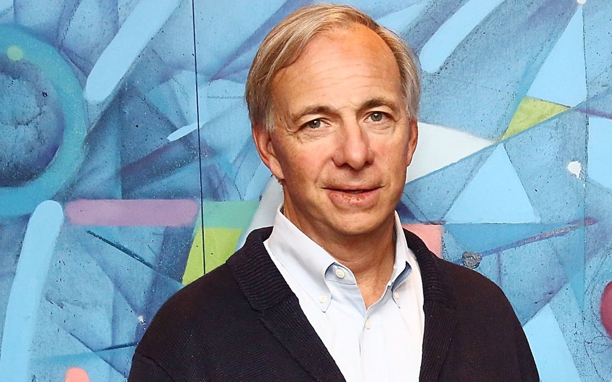 Основатель хедж-фонда Bridgewater Associates ушел из компании после 47 лет работы