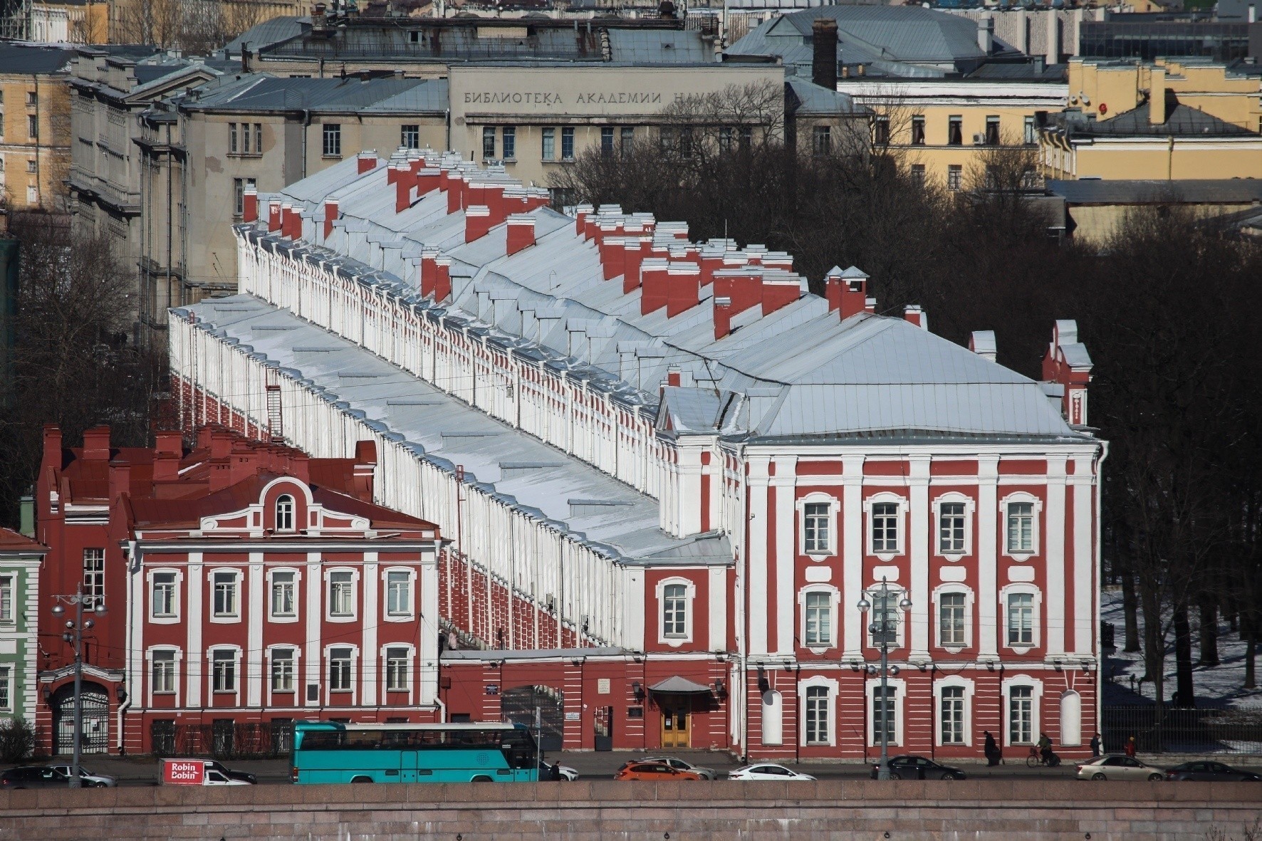 Какие вузы и специальности в России популярны у белорусов