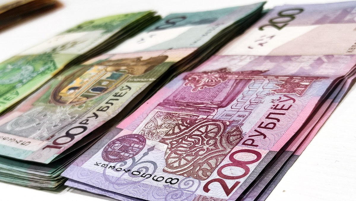 Мошенник открыл четыре фирмы и выманил у поставщиков товаров на 1 млн рублей