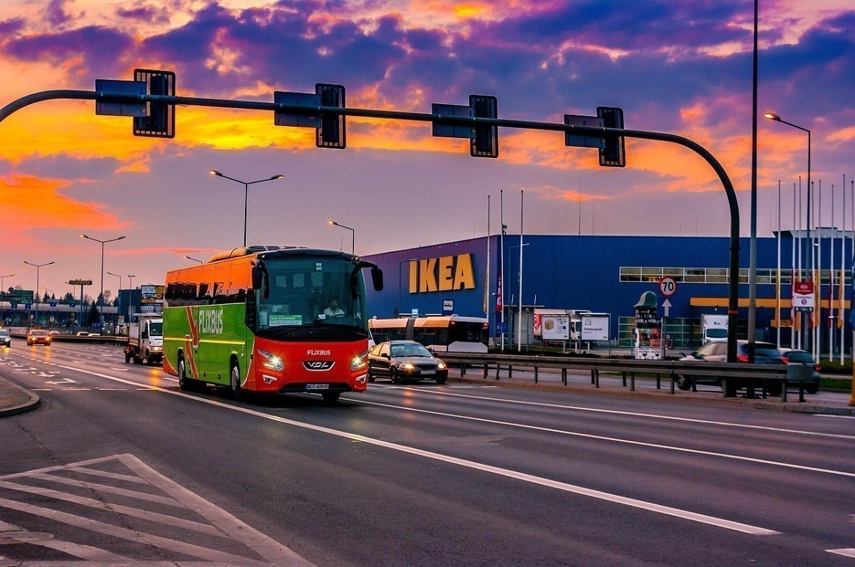 Прибыль IKEA упала на четверть из-за пошлин Трампа