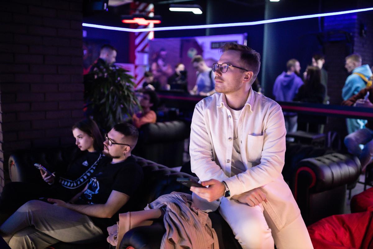 Как прошел первый закрытый турнир по&nbsp;CS:GO&nbsp;— Business Strike