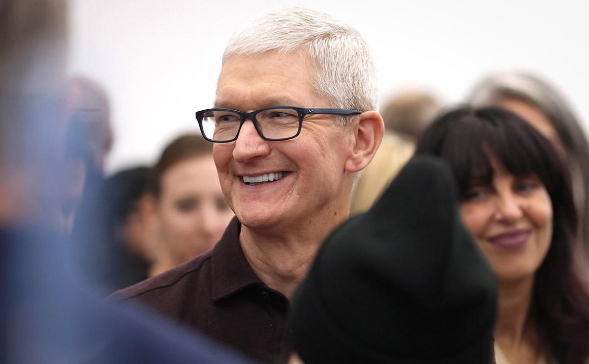 Глава Apple назвал 5 книг, которые формировали его как личность