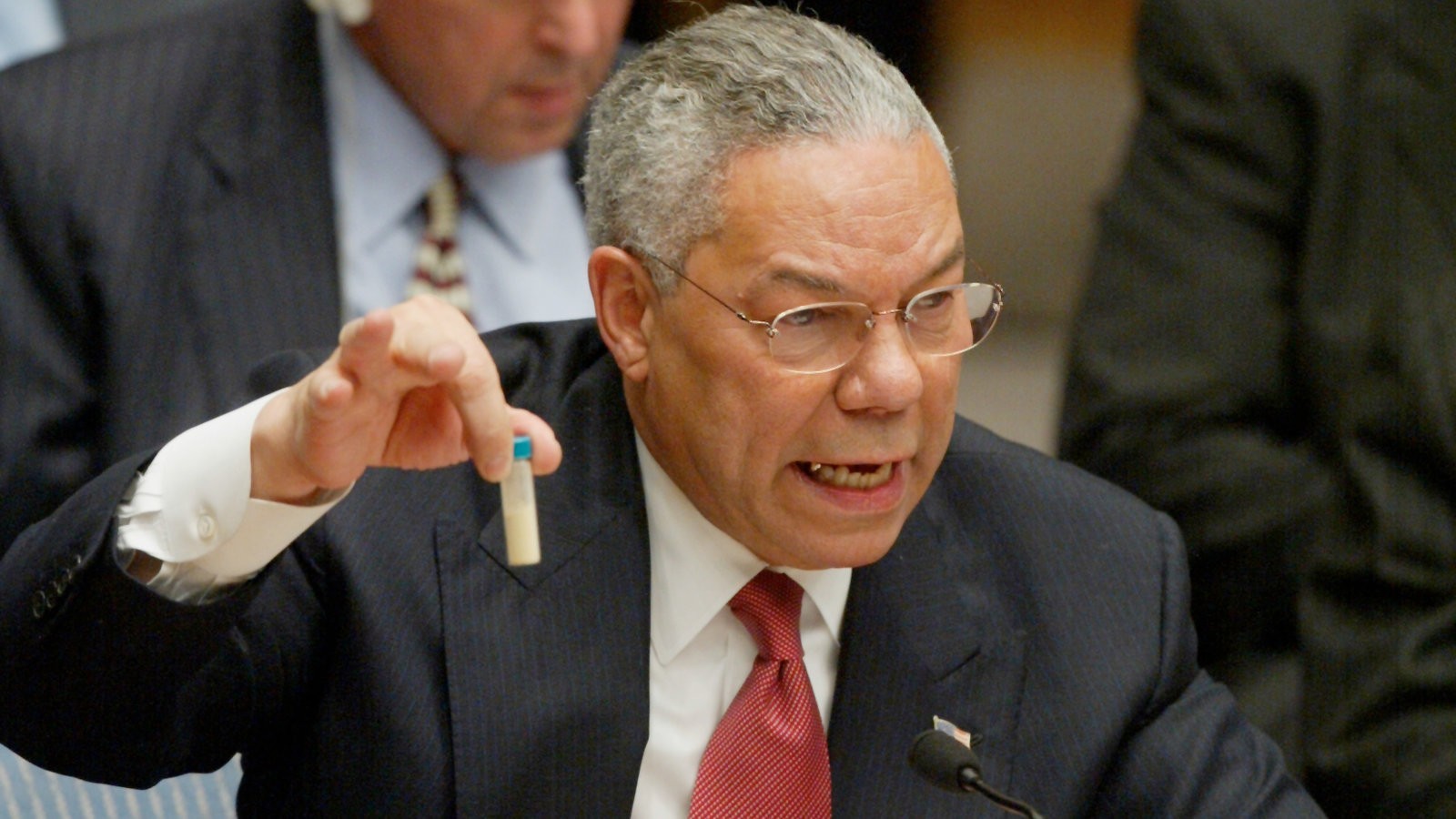 Экс-госсекретарь США Колин Пауэлл умер из-за осложнений от коронавируса