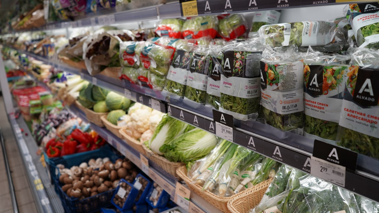 Мингорисполком: российские сети теперь просят нашу продукцию