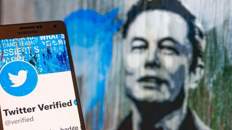 Илон Маск обещал покинуть пост главы Twitter, но&nbsp;не&nbsp;сразу