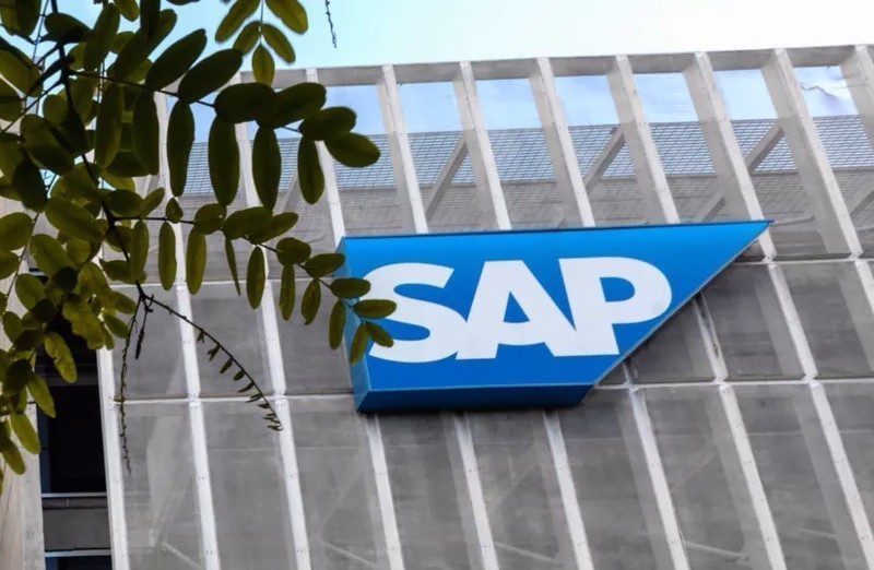 SAP внедряет&nbsp;ИИ в&nbsp;свои продукты