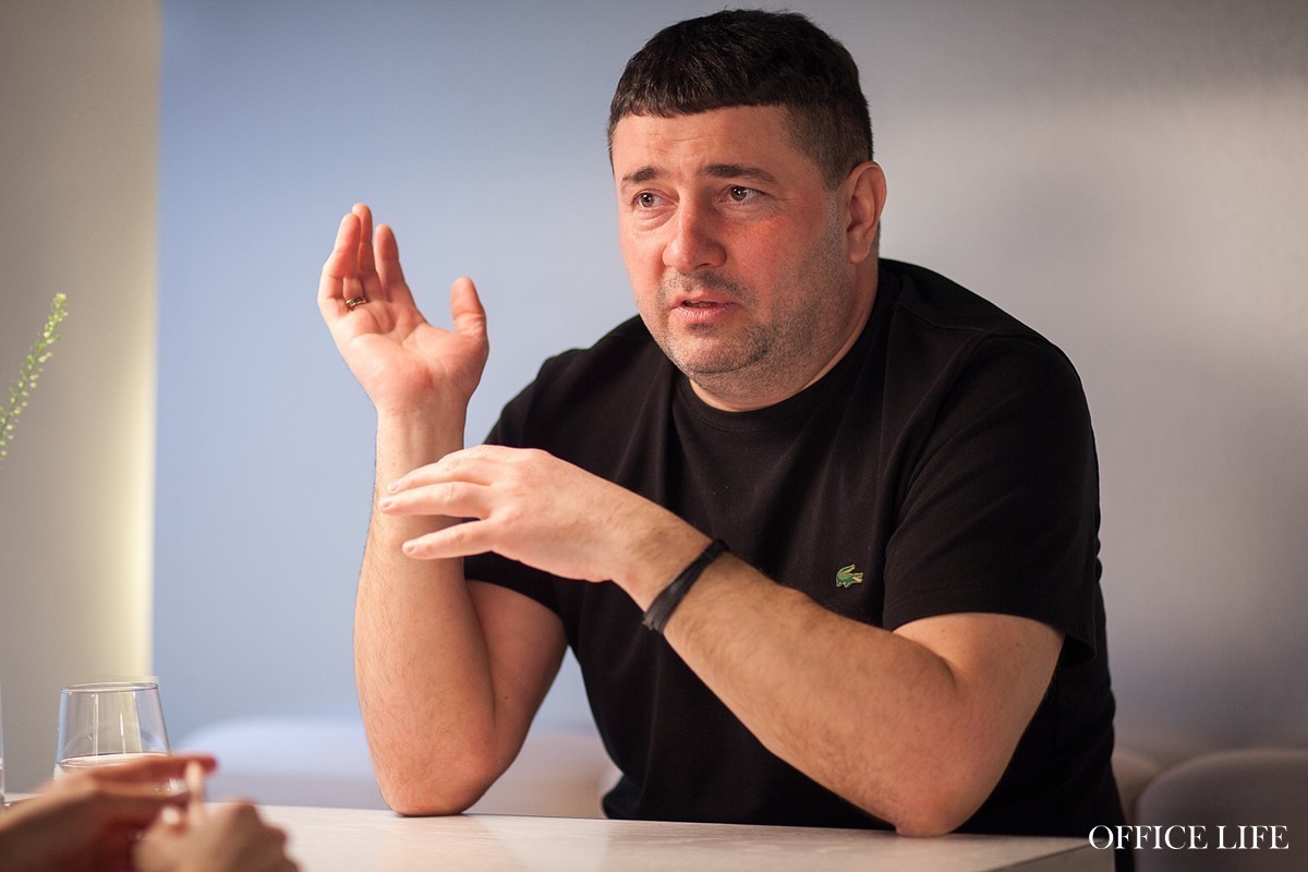 “Кафе, где годами подают одну пасту, - не про Беларусь”. Поговорили с совладельцем Iskra на Октябрьской