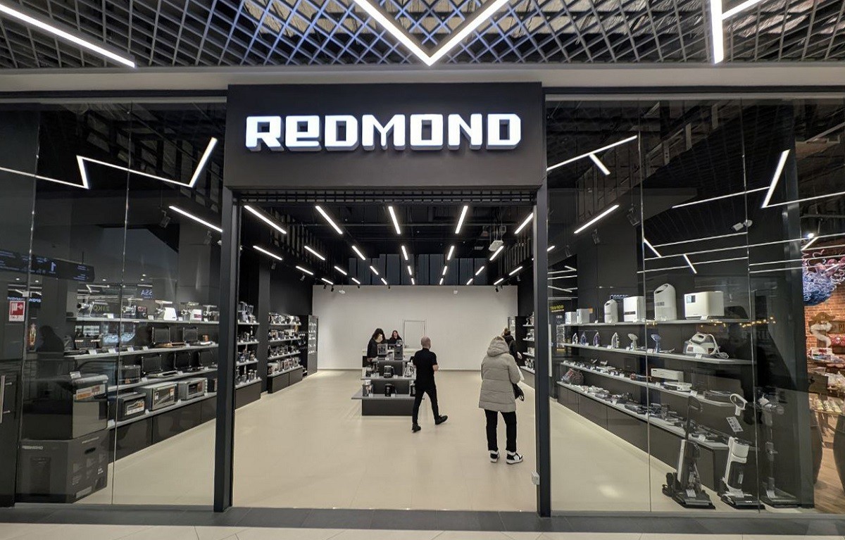 В Минске открылся первый в Беларуси фирменный магазин сети Redmond
