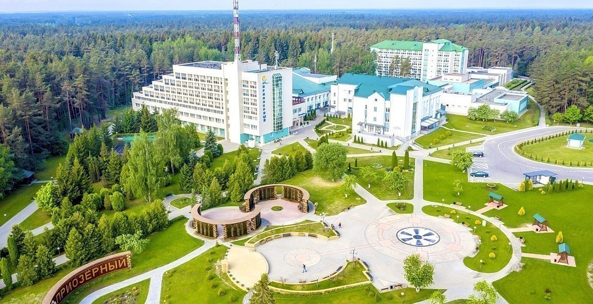 От санаториев до агроусадеб. Посчитали, сколько стоит отдых в Беларуси для всей семьи