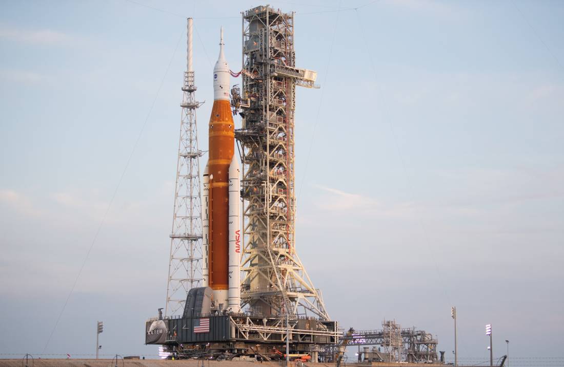NASA: проблемы с&nbsp;запуском ракеты-носителя пока не&nbsp;влияют на&nbsp;сроки лунной миссии