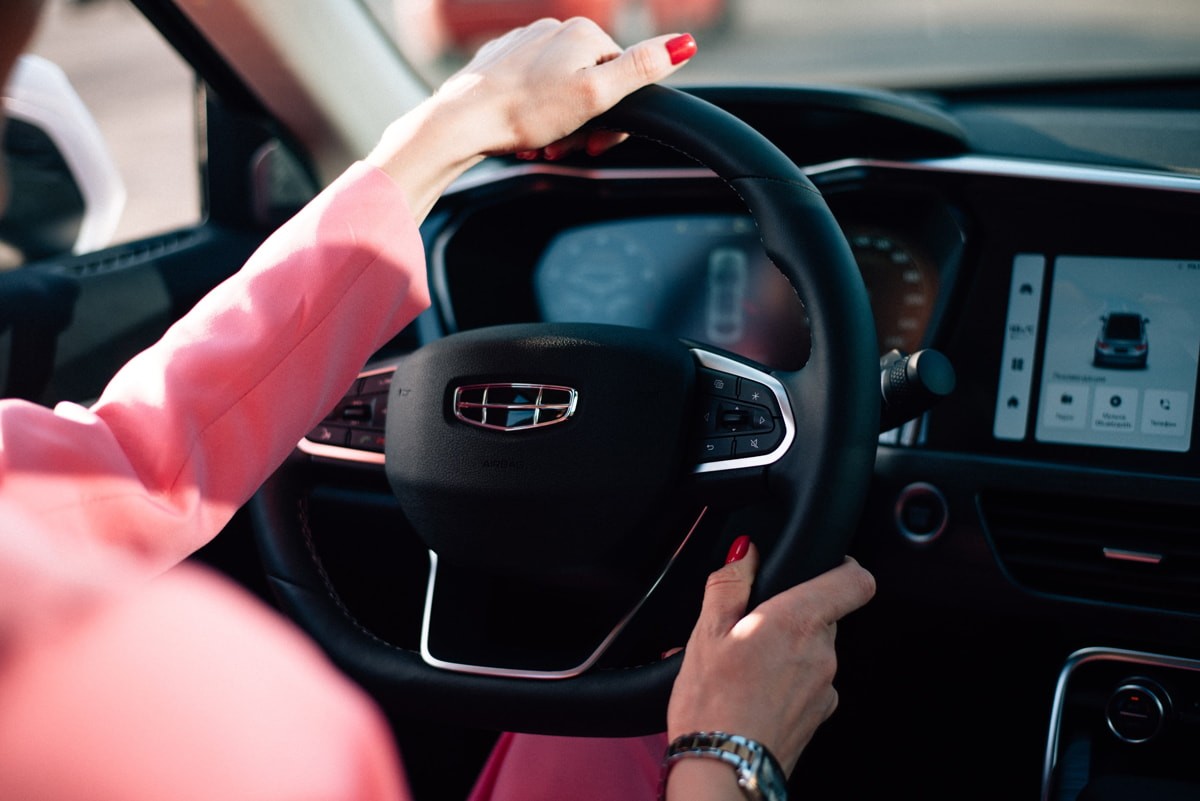 «Это&nbsp;же просто эстетический кайф!» Владелица Geely Tugella о&nbsp;своем автомобиле