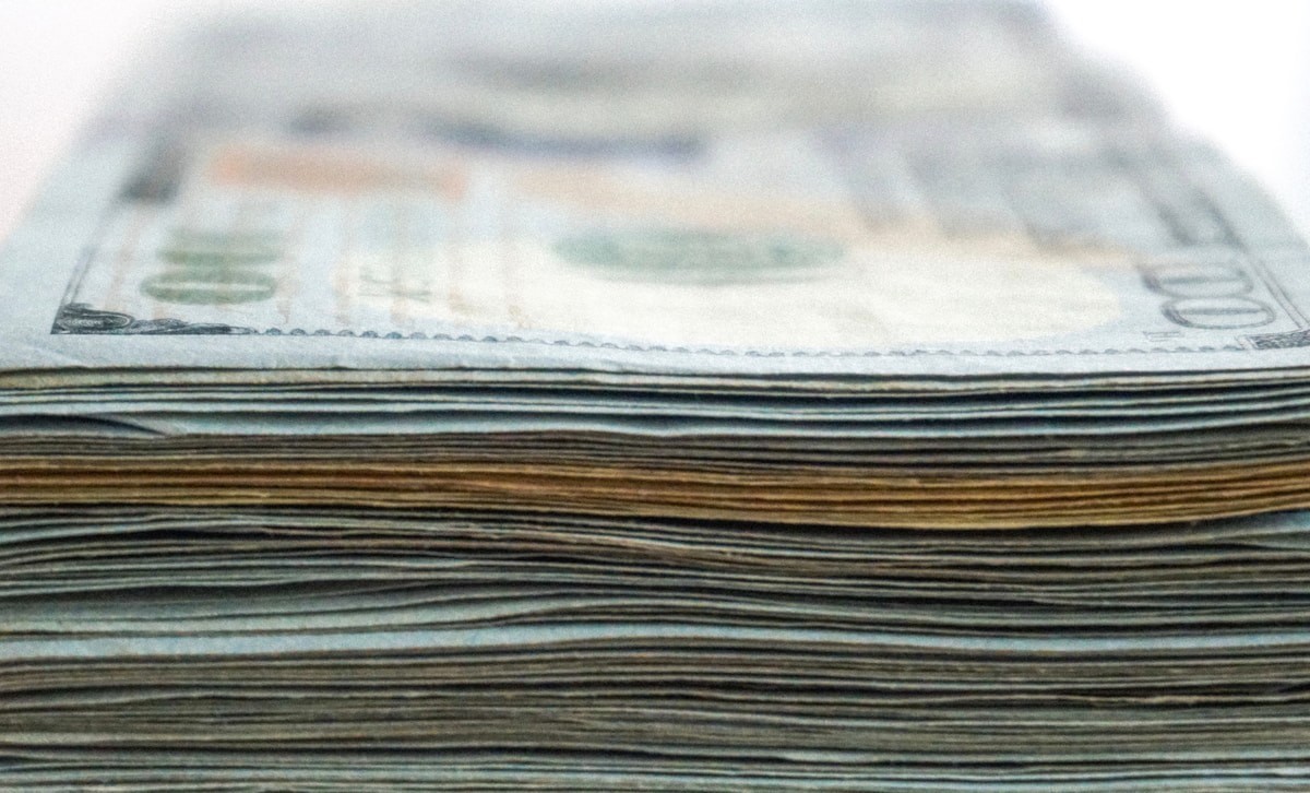 Комиссия, штрафы и не только: сравнили условия для продавцов на трех маркетплейсах