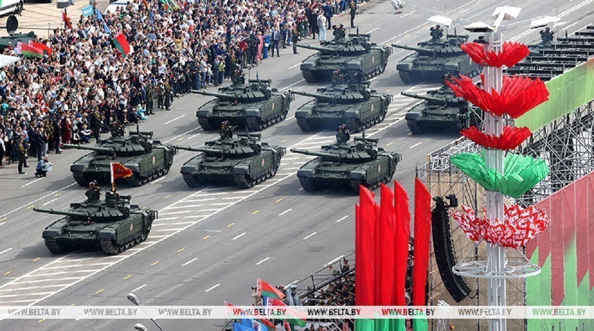 В Минске 2 и 6 мая будут перекрывать движение из-за репетиции парада. Рассказываем, где и во сколько