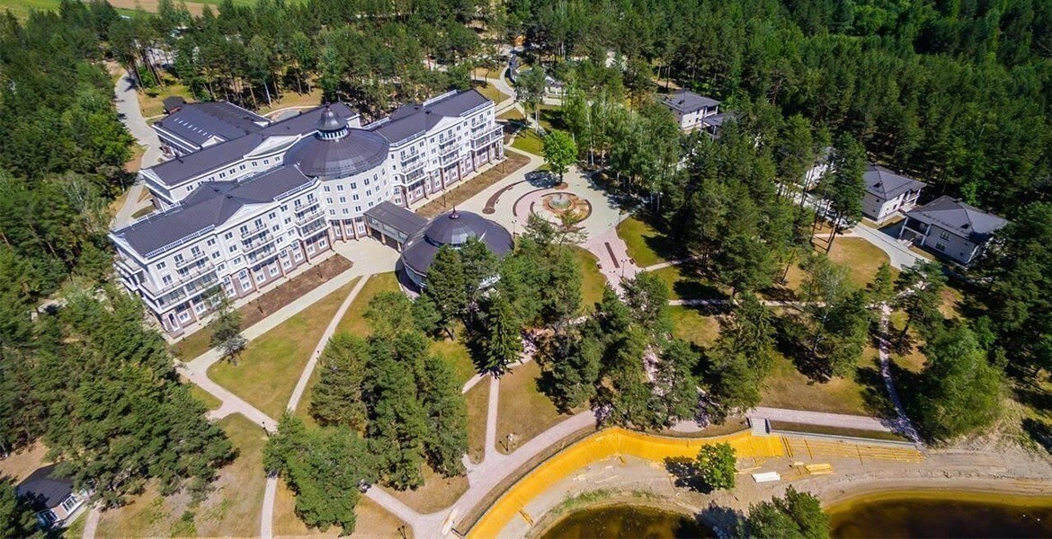 От санаториев до агроусадеб. Посчитали, сколько стоит отдых в Беларуси для всей семьи