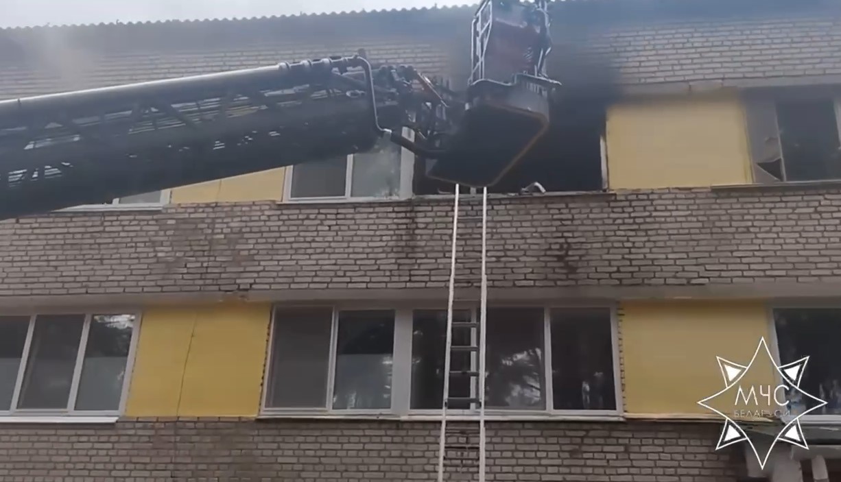 В Минской области загорелся детский лагерь. Есть пострадавшие