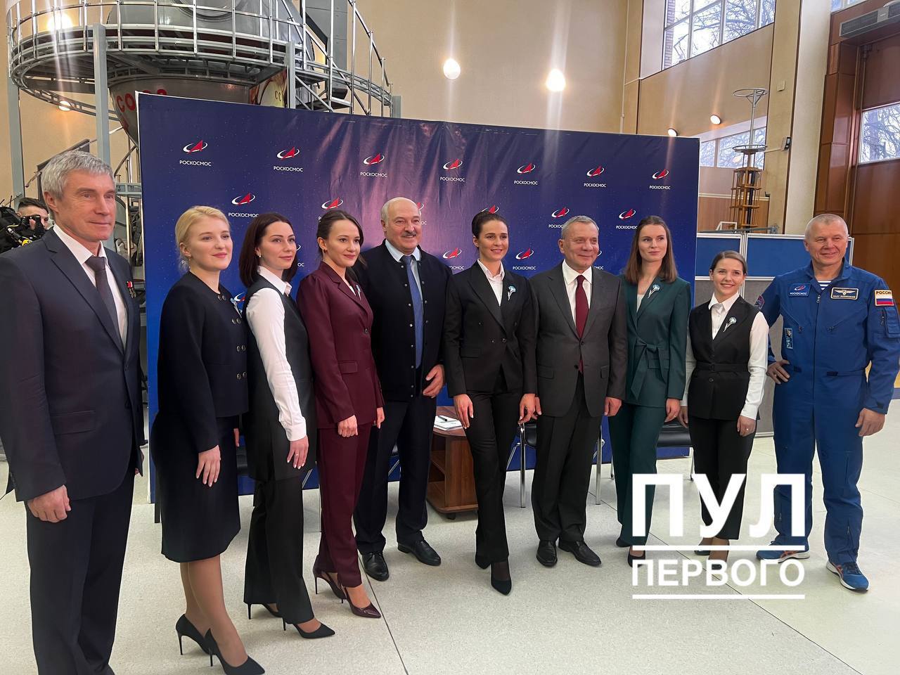 Лукашенко встретился с&nbsp;шестью белорусскими претендентками в&nbsp;космонавты. Вот их&nbsp;фото