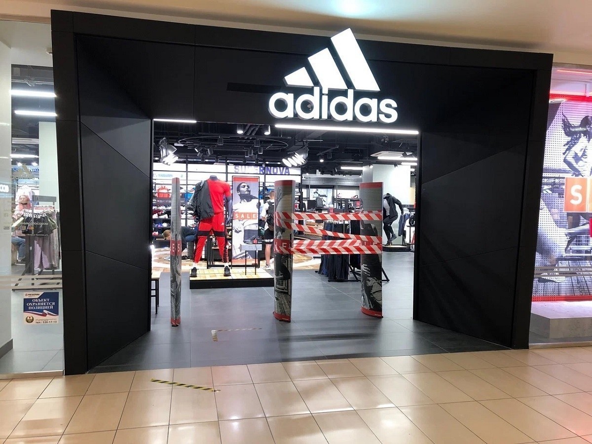 В России арестовали активы Adidas