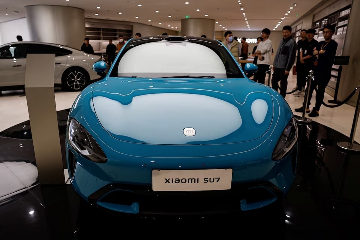 Xiaomi привлекла $5,5 млрд на электромобили, разместив акции на Гонконгской бирже