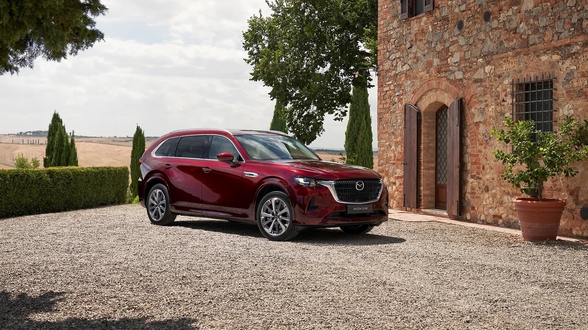 Mazda показала новый флагманский кроссовер