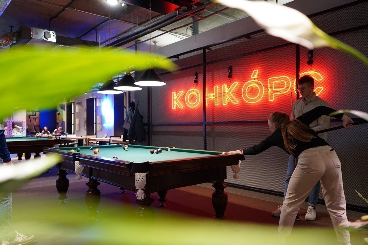 Как работает первый в Беларуси фудмолл 