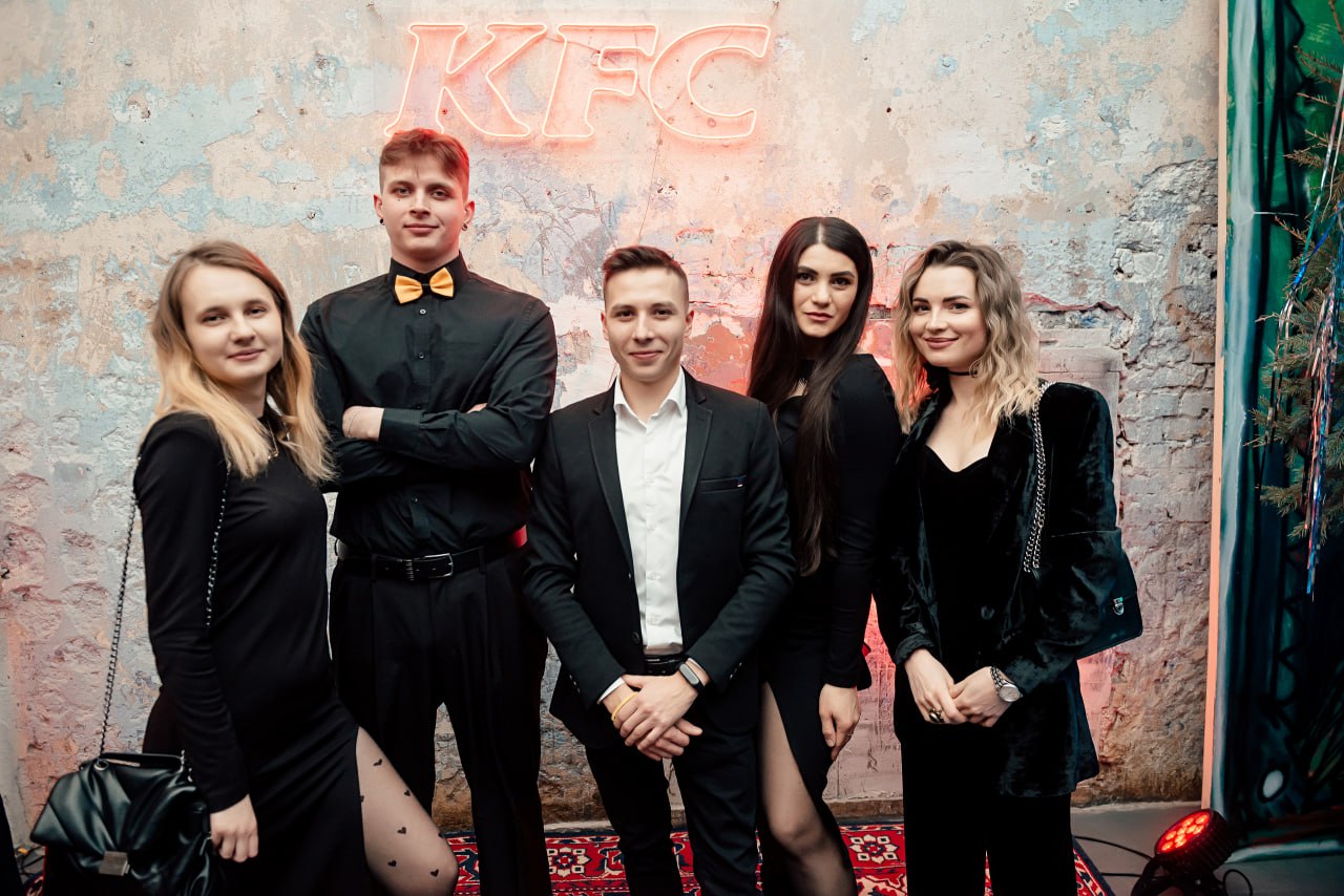 Как вырасти от новичка в команде до территориального управляющего: опыт KFC