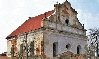 В 3 тыс. раз дешевле. Слонимскую синагогу XVII века пытаются снова продать