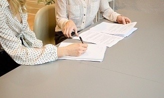 Россиянам предложили перейти на шестидневную рабочую неделю