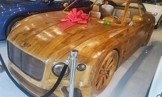 В США продают полностью деревянный Bentley. Вы не поверите, сколько он стоит