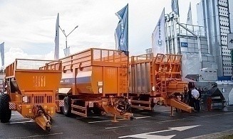Гендиректор «Амкодора» рассказал о складских запасах и ситуации на предприятии