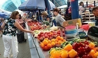 Комитет госконтроля проводит масштабную проверку продуктов на рынках