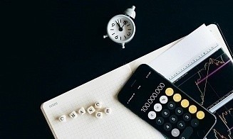 Тупик в Украине и возвращение Трампа: Bloomberg назвал 8 экономических рисков 2024 года