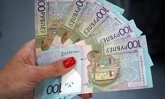 В Беларуси выросла зарплата: эксперты ЕАБР видят в этом и плюсы, и минусы